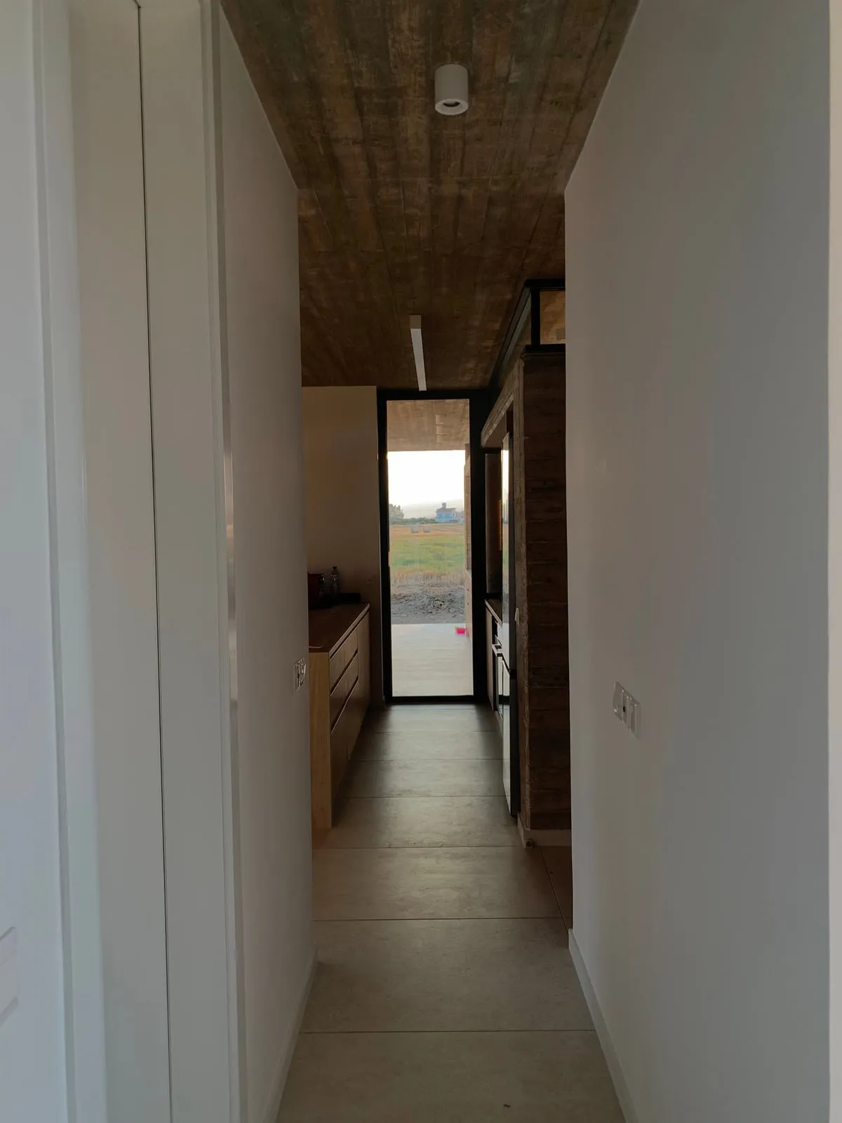 Aris Residence — view 8